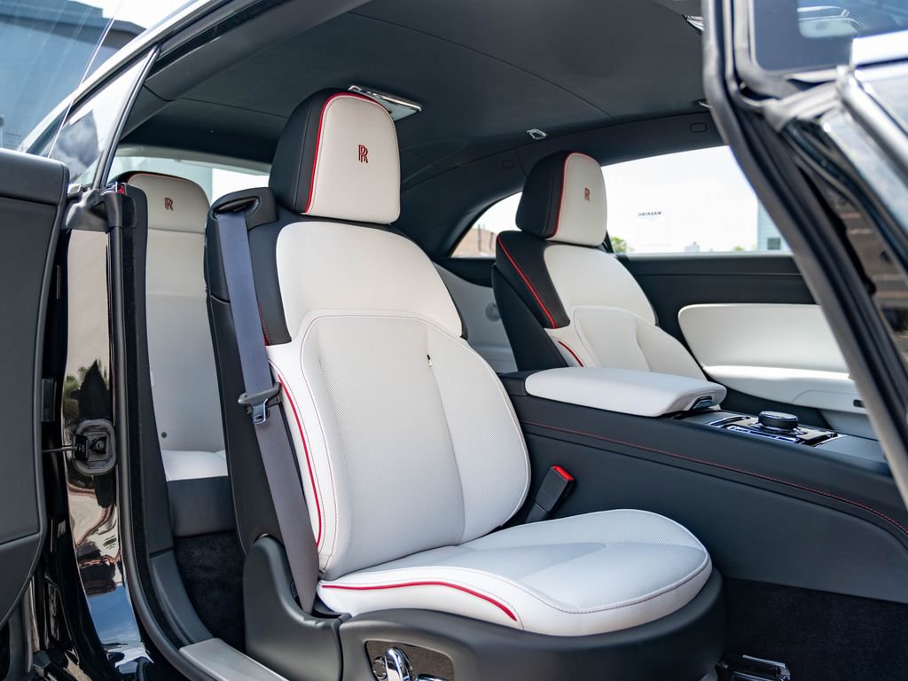 New 2026 Rolls-Royce Spectre image 26