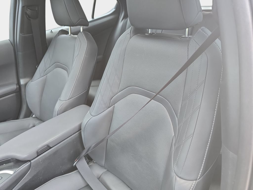 Used 2024 Lexus UX 250h FWD w/ Premium Package image 19