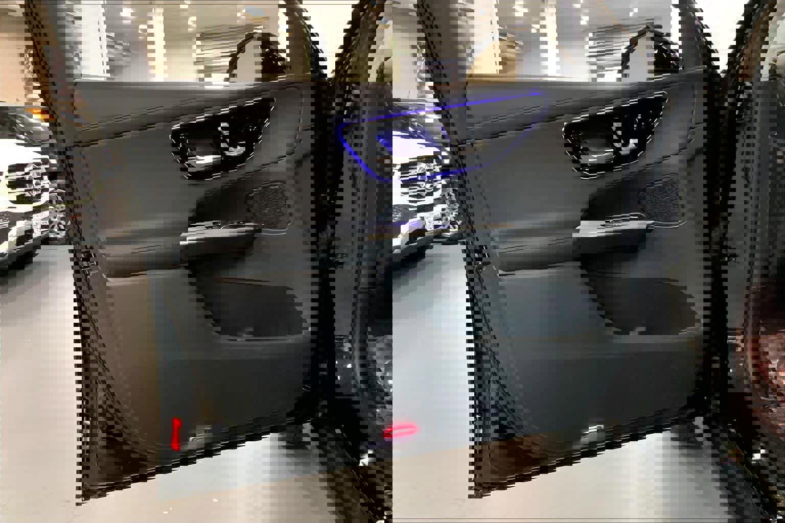 Certified 2023 Mercedes-Benz GLC 300 image 20