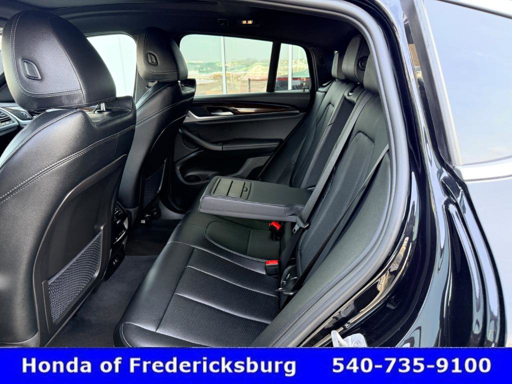 Used 2024 BMW X4 xDrive30i w/ Parking Assistance Package image 28