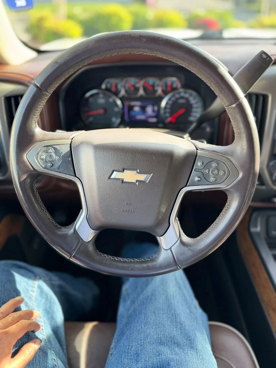 Used 2014 Chevrolet Silverado 1500 High Country image 33