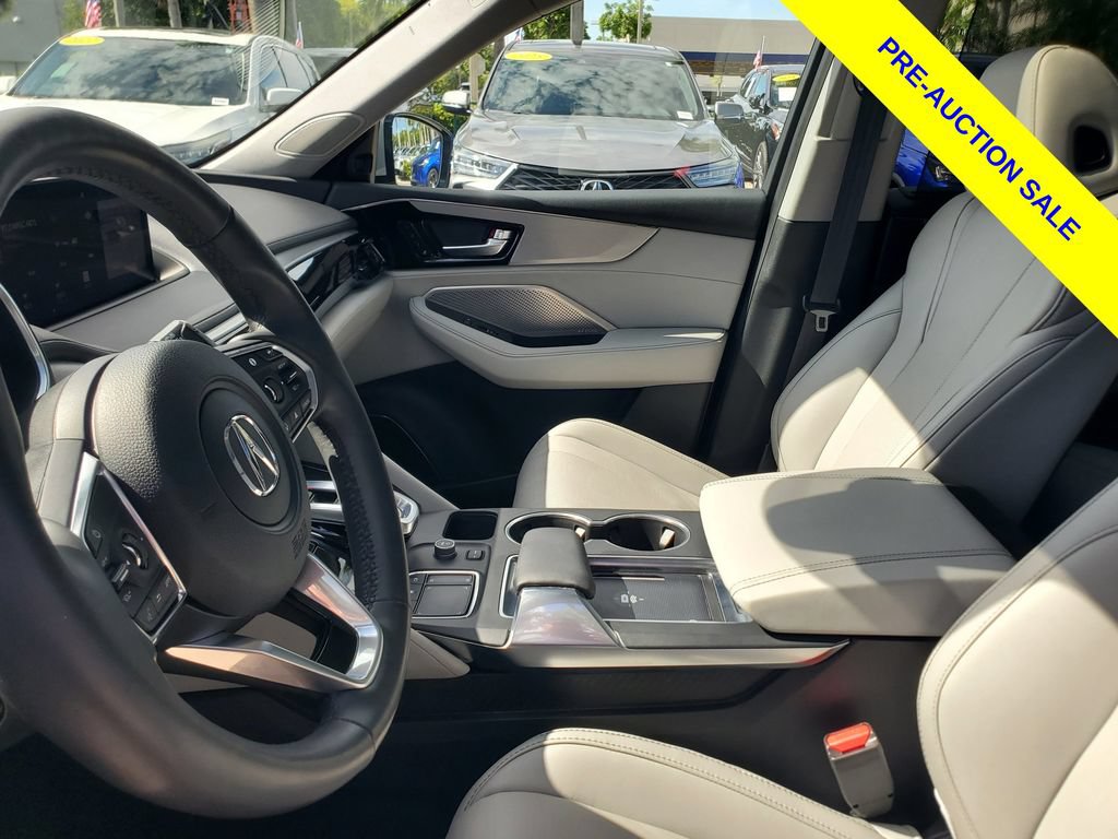 Certified 2024 Acura MDX w/ Technology Package FWD image 17