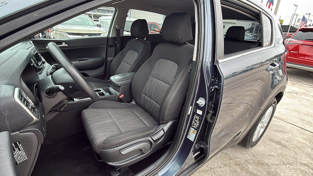 Used 2019 Kia Sportage LX FWD image 21