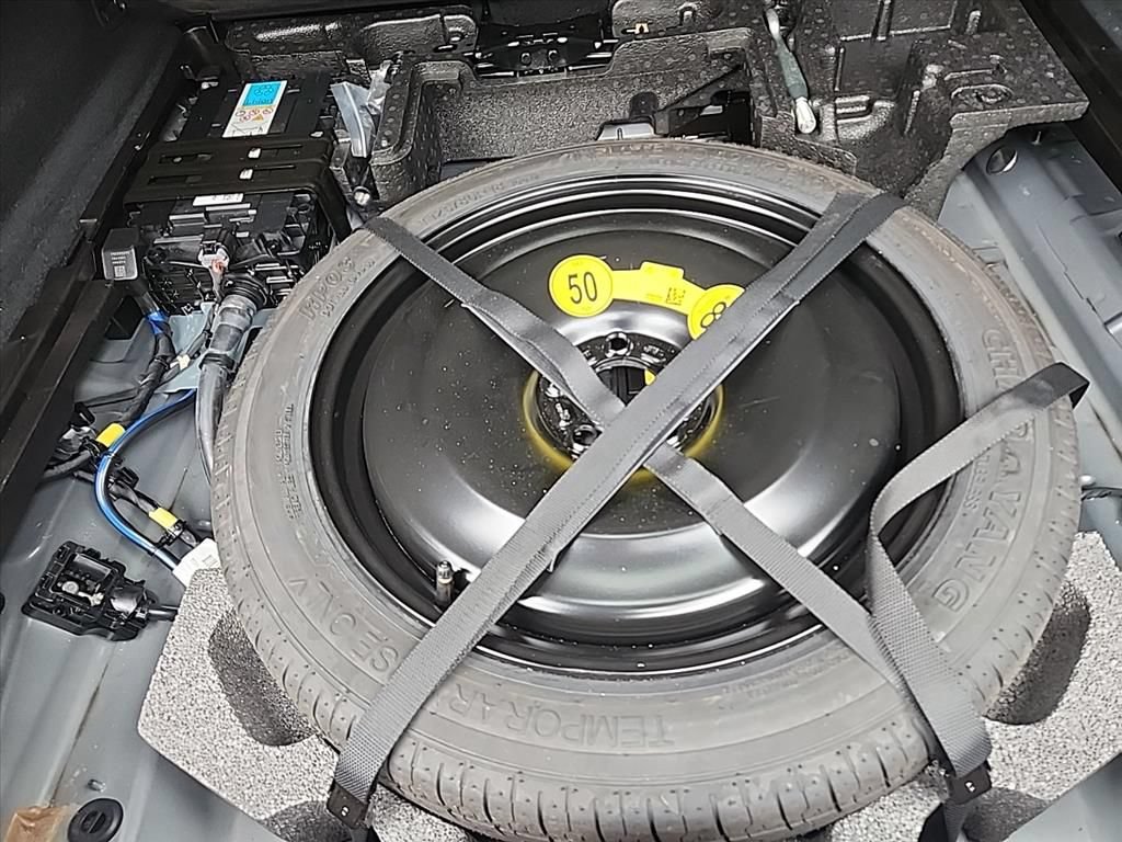 Certified 2025 Volvo XC60 B5 Ultra AWD/4WD image 36