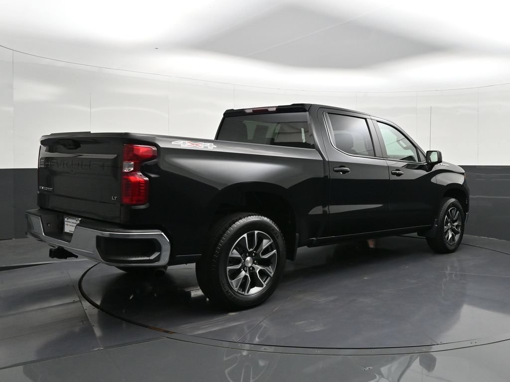 Used 2023 Chevrolet Silverado 1500 LT AWD/4WD image 5