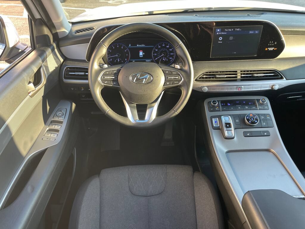 Used 2022 Hyundai Palisade SEL w/ Convenience Package AWD/4WD image 2