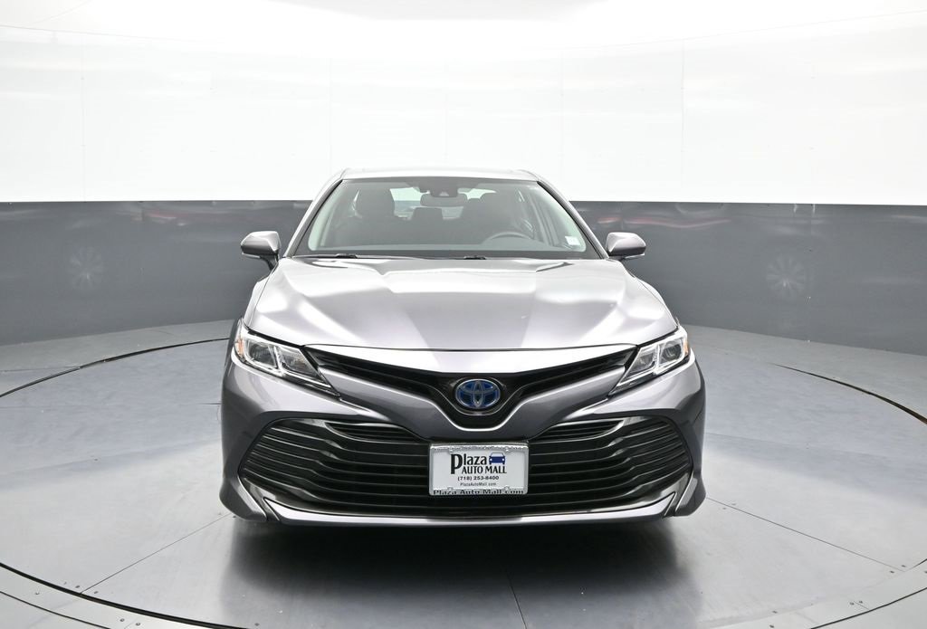 Certified 2019 Toyota Camry LE image 2