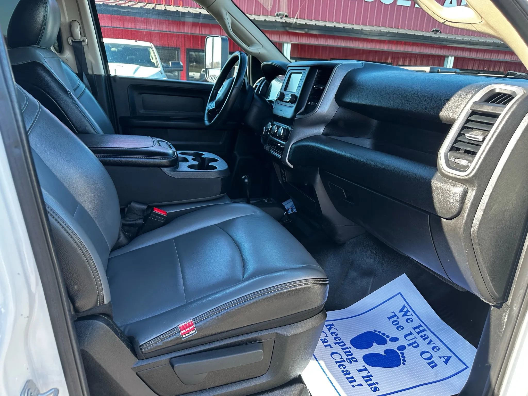 Used 2019 RAM 3500 Tradesman image 10
