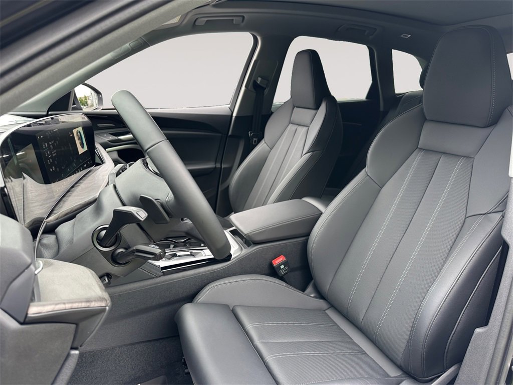 New 2025 Audi Q5 Premium Plus image 9