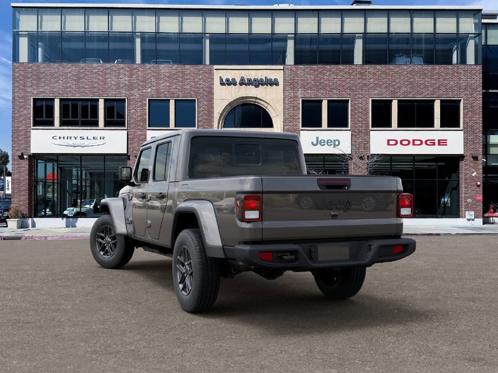New 2026 Jeep Gladiator Sport AWD/4WD image 3