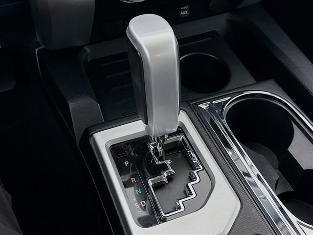 Used 2017 Toyota Tundra Limited w/ Limited Premium Package image 18