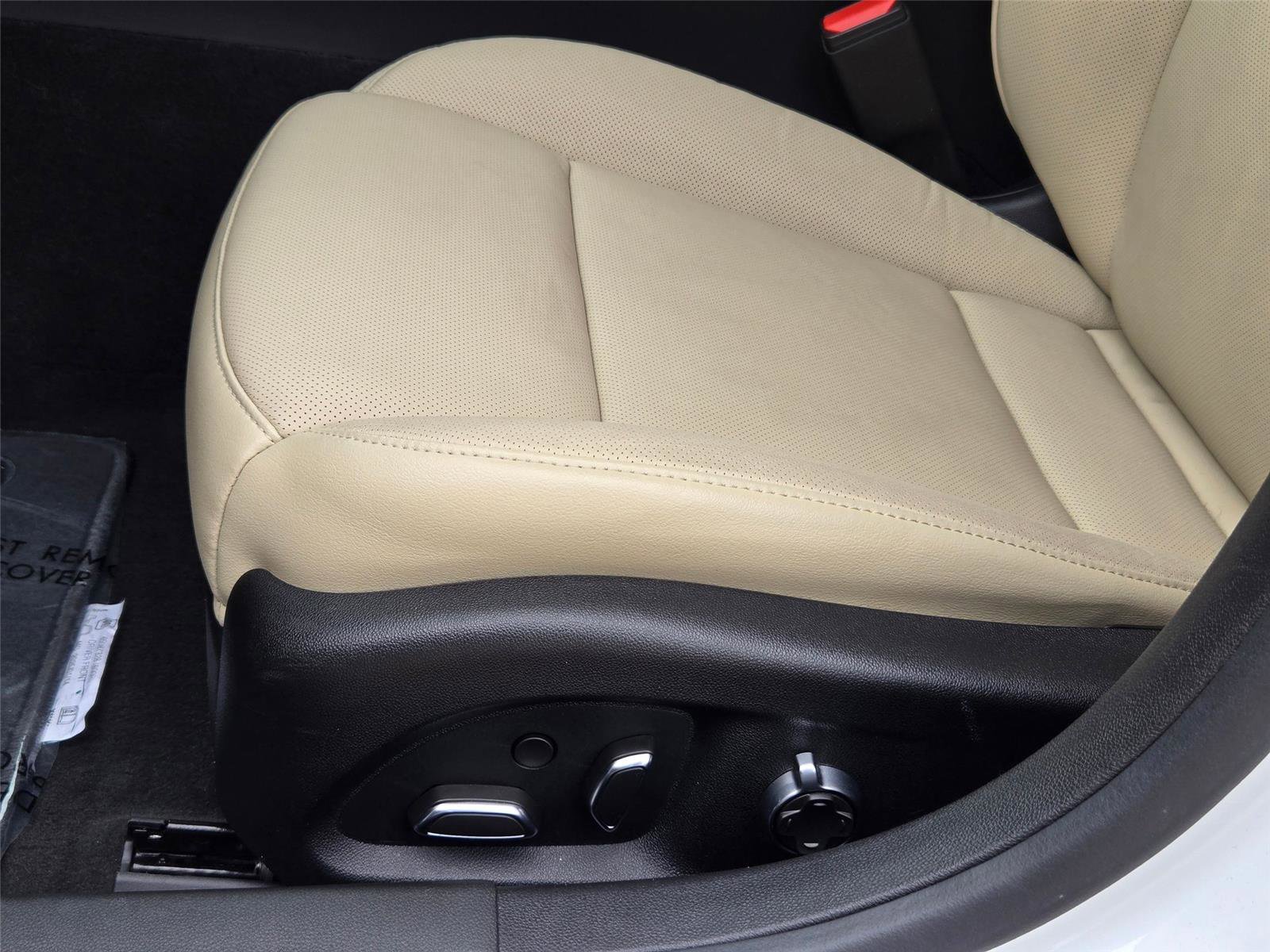 Used 2025 Cadillac CT5 Premium Luxury RWD image 28