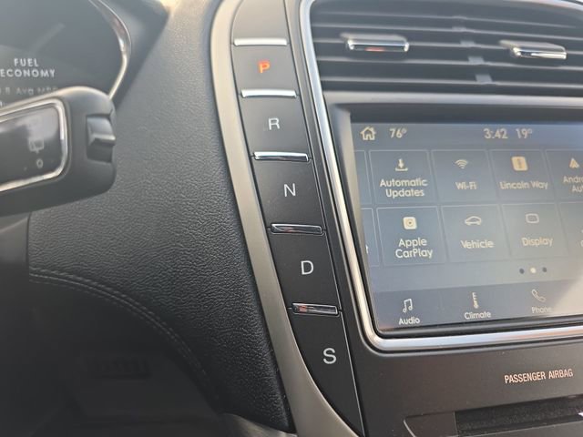Used 2019 Lincoln Nautilus Premier AWD/4WD image 20