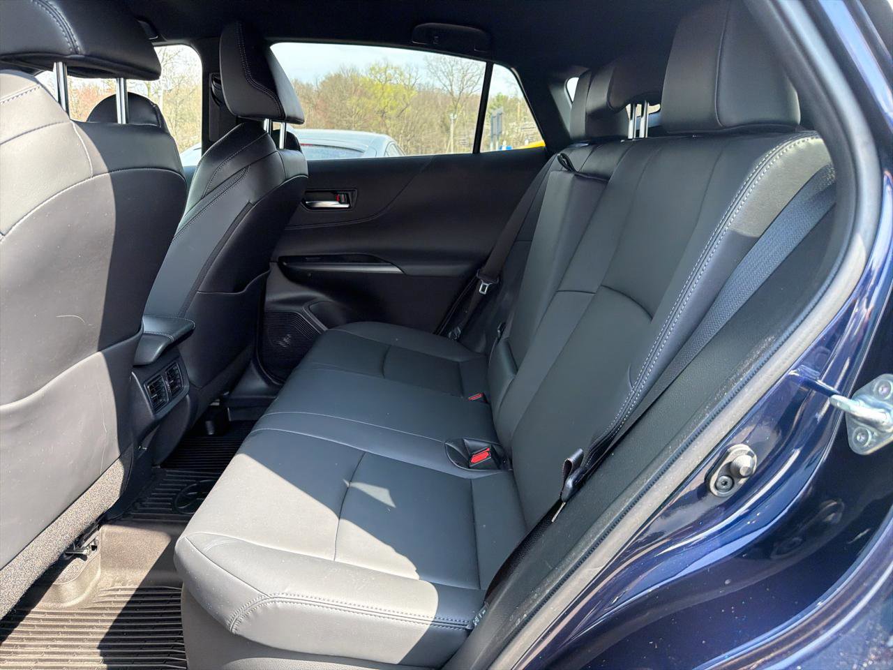 Used 2023 Toyota Venza XLE AWD/4WD image 21