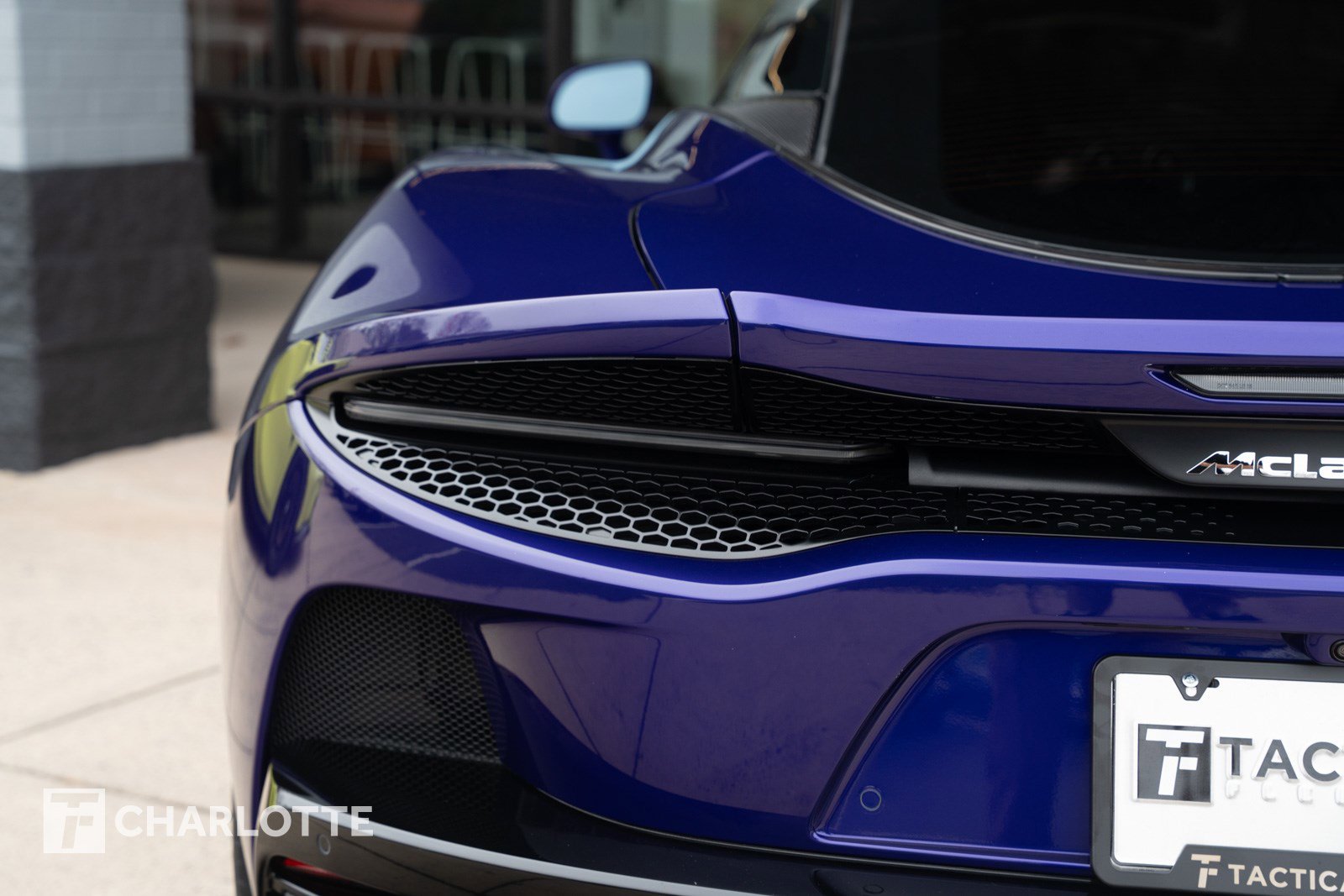 Used 2022 McLaren GT image 17