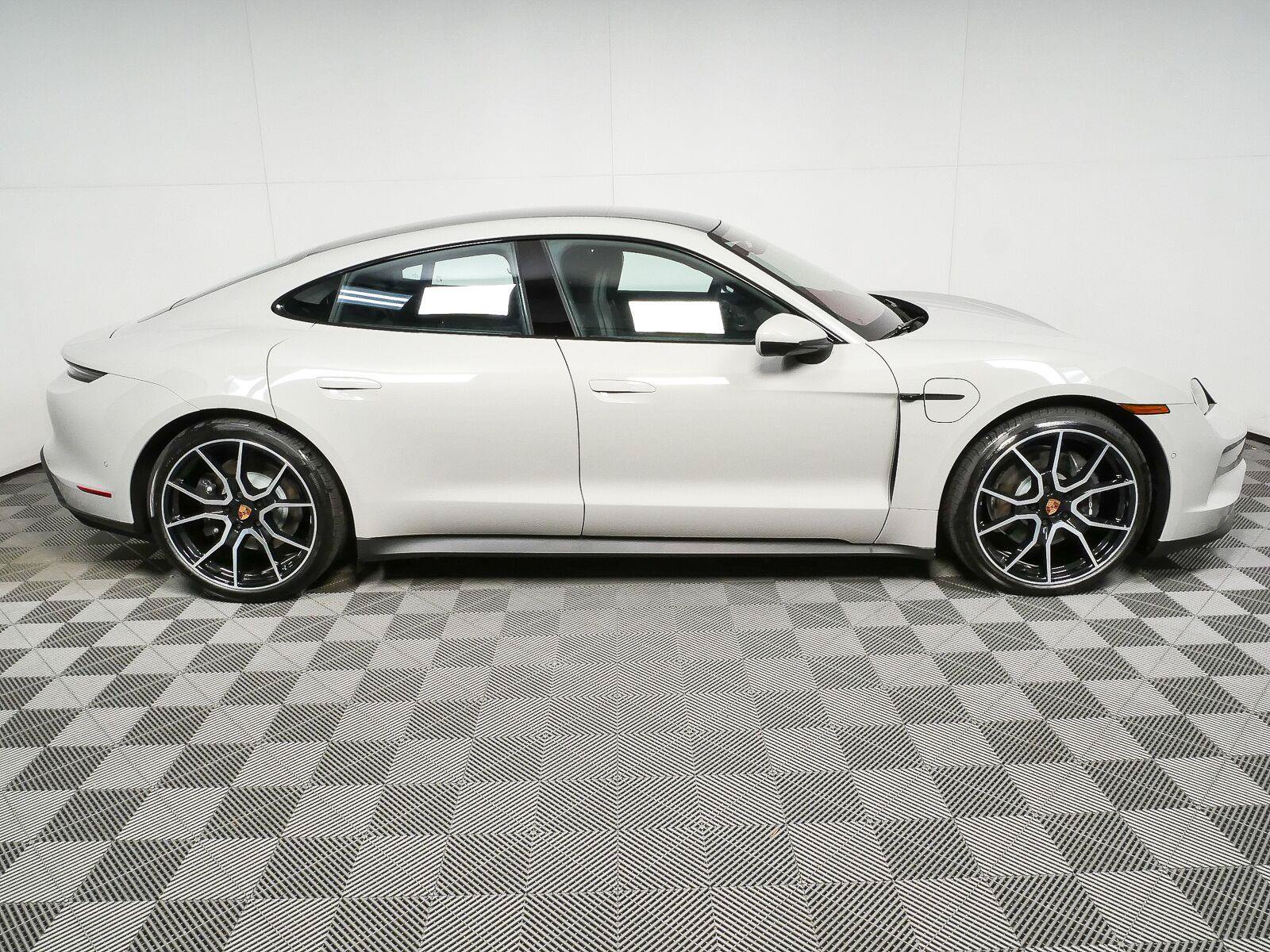 New 2026 Porsche Taycan RWD image 28