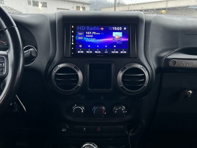 Used 2015 Jeep Wrangler Sport w/ Connectivity Group image 24