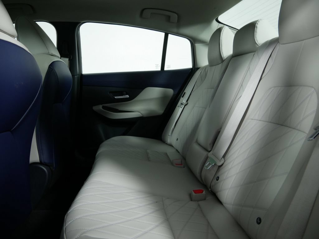 New 2026 Nissan Sentra SL w/ Floor Mat Package FWD image 16