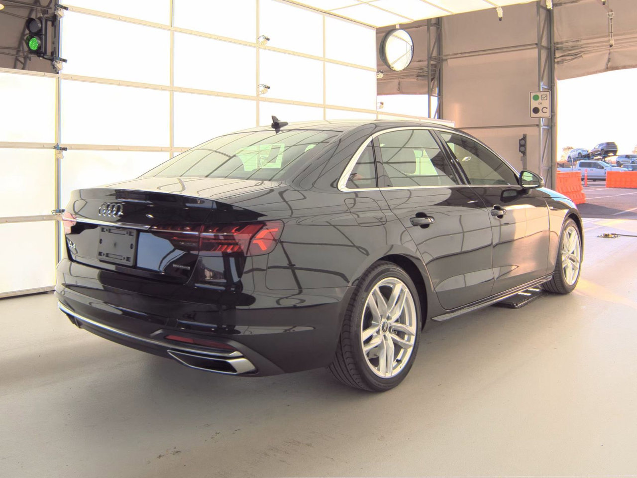 Used 2023 Audi A4 2.0T Premium Plus w/ Premium Plus Package image 2