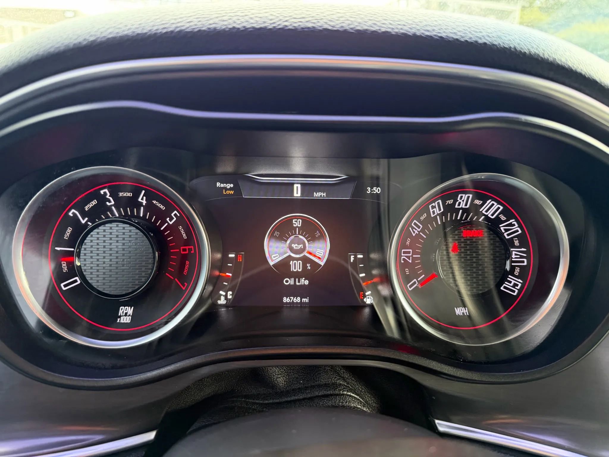 Used 2018 Dodge Challenger R/T RWD image 10