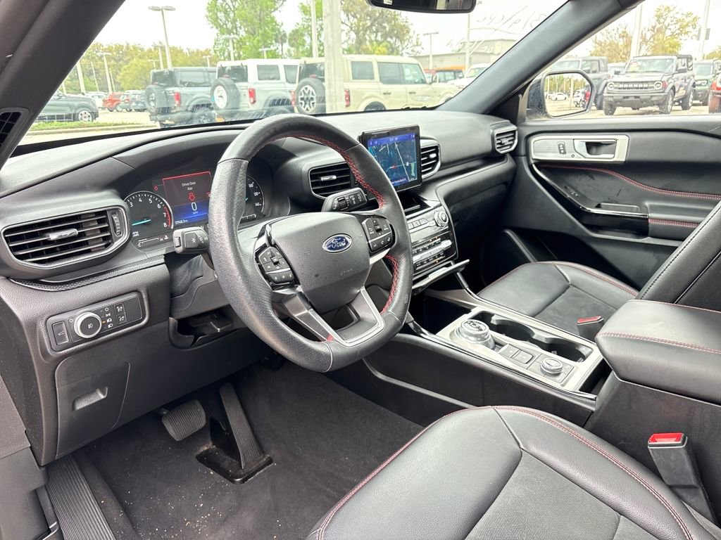 Used 2022 Ford Explorer ST-Line w/ Class IV Trailer Tow Package image 6