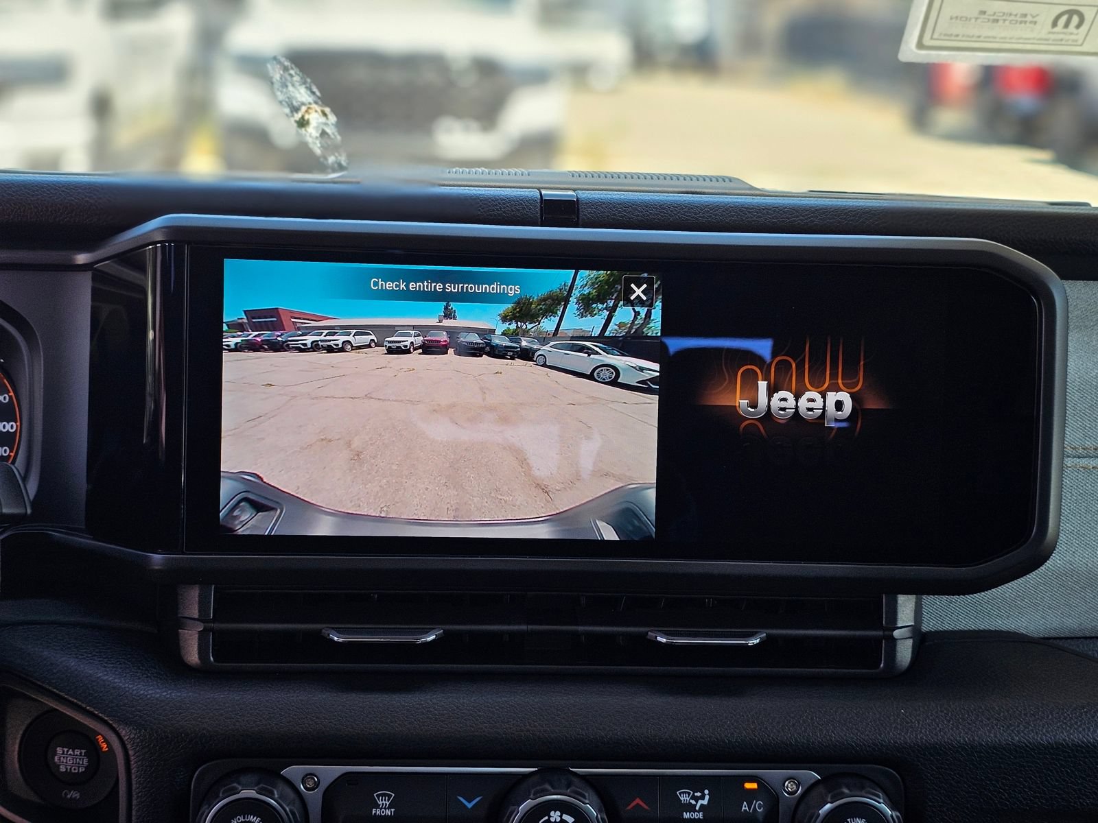 New 2026 Jeep Gladiator Sport AWD/4WD image 12