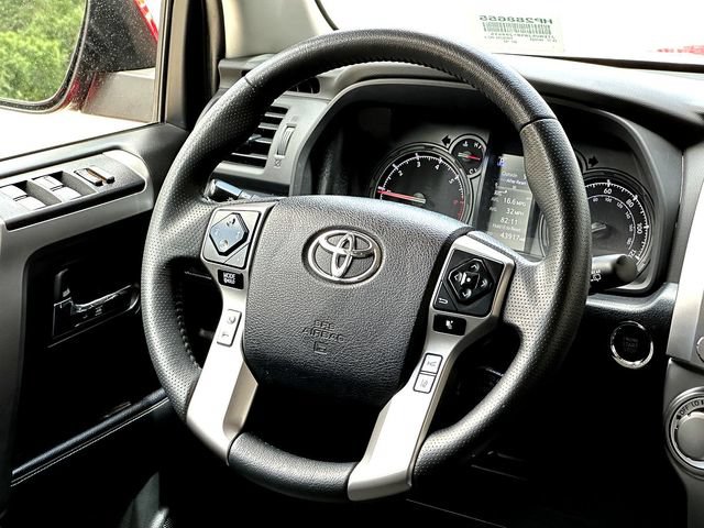 Used 2024 Toyota 4Runner SR5 AWD/4WD image 30