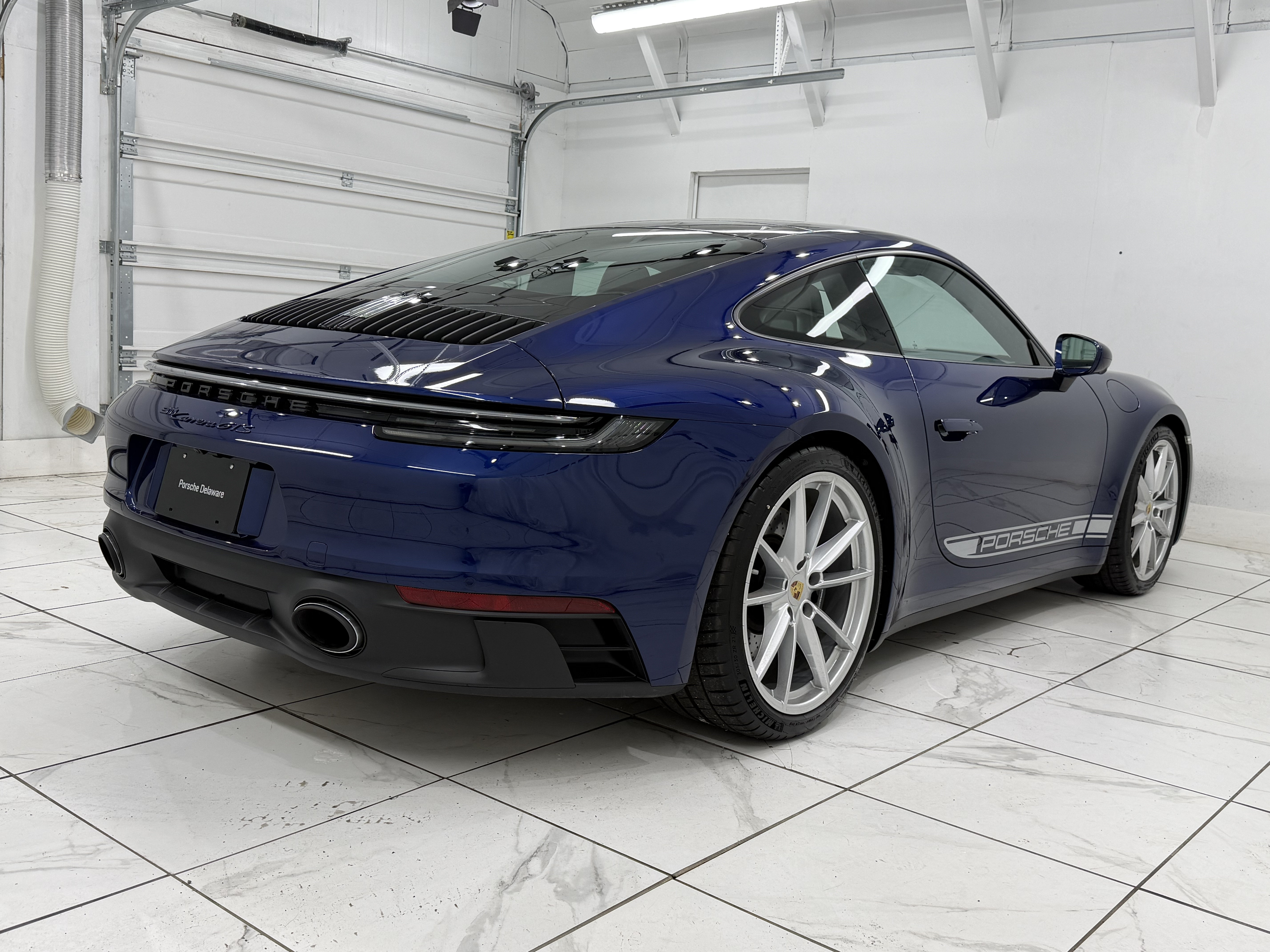 Used 2024 Porsche 911 Carrera GTS RWD image 11