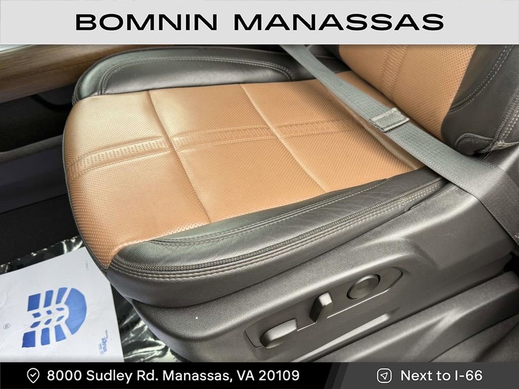 Used 2024 Chevrolet Silverado 3500 High Country w/ High Country Premium Package image 17