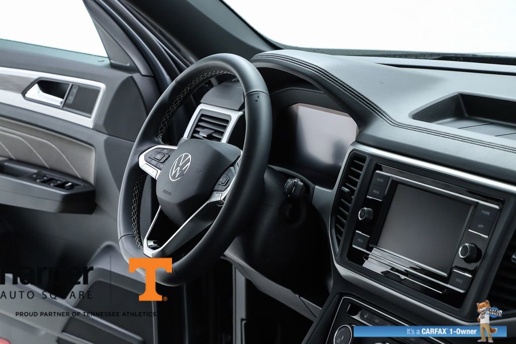Used 2022 Volkswagen Atlas Cross Sport SE image 34