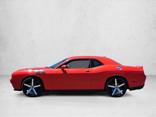 Used 2016 Dodge Challenger SXT RWD image 9