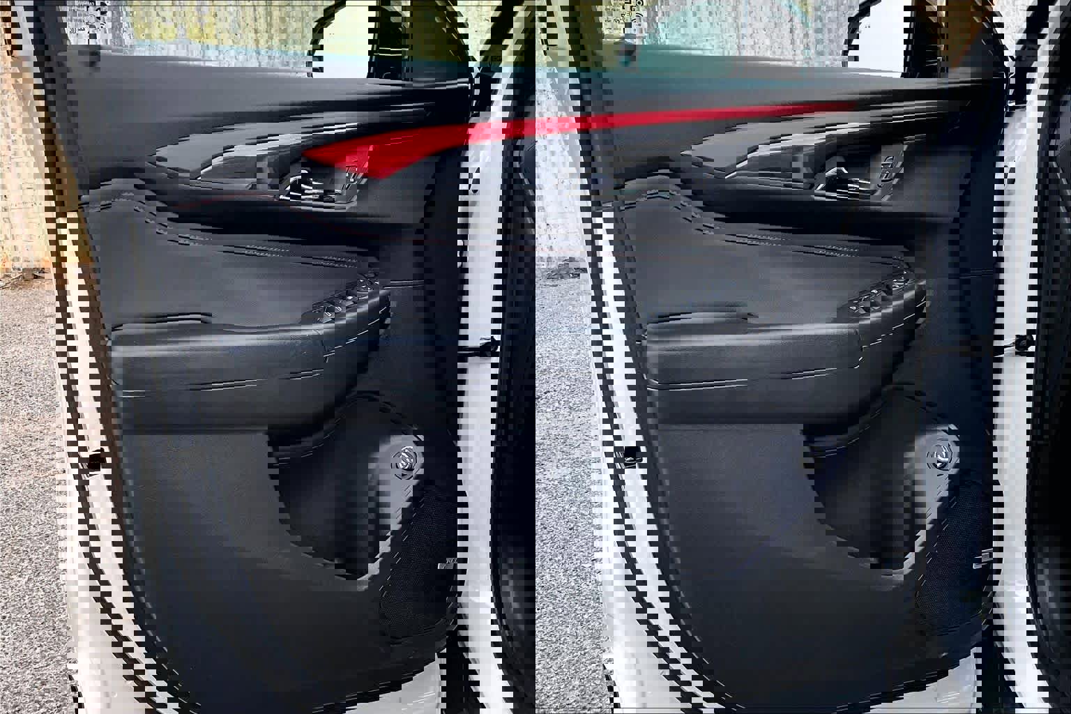 Used 2025 Chevrolet TrailBlazer RS w/ Convenience Package image 22