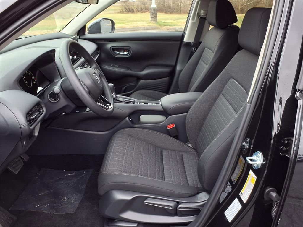 New 2026 Honda HR-V LX image 12