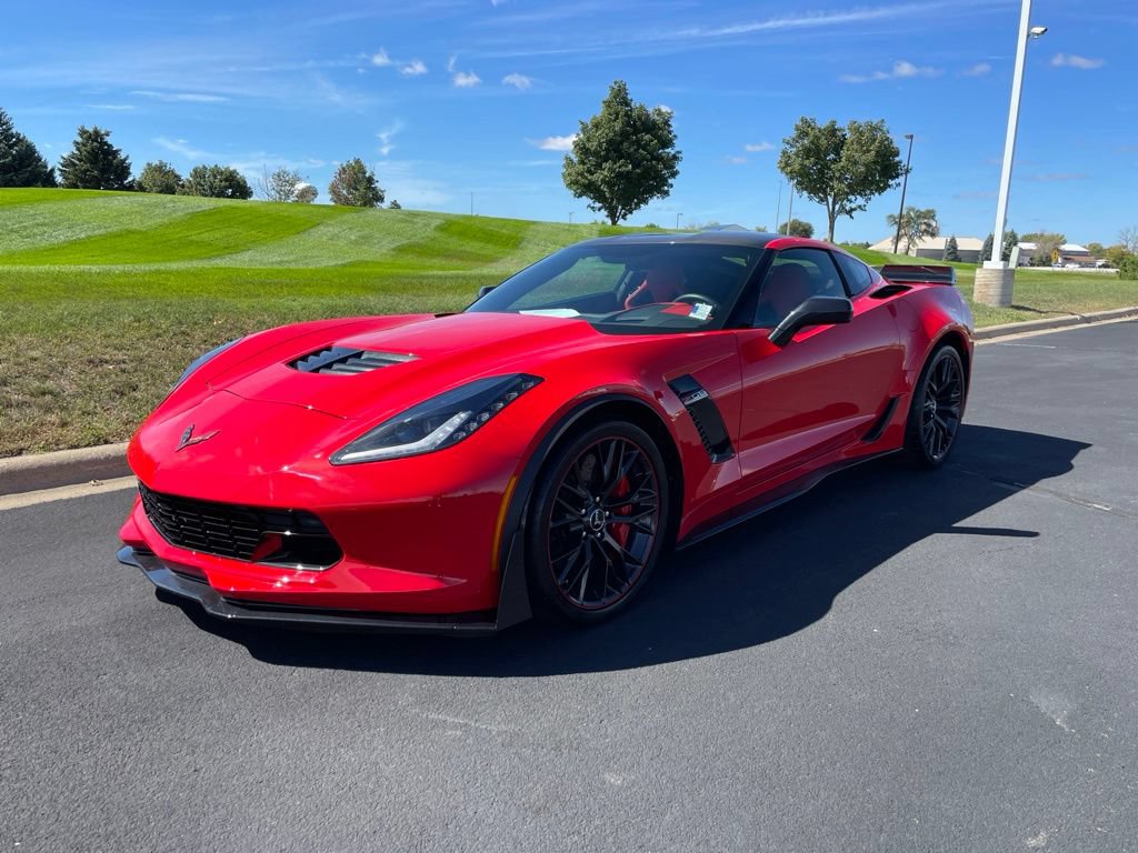Used 2015 Chevrolet Corvette Z06 w/ 3LZ Preferred Equipment Group RWD 360° Tour