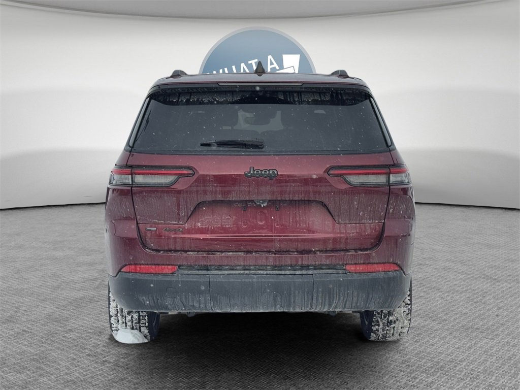 Used 2022 Jeep Grand Cherokee L Laredo image 8