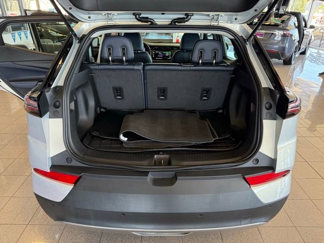 Used 2022 Chevrolet Bolt EUV LT w/ Convenience Package FWD image 21