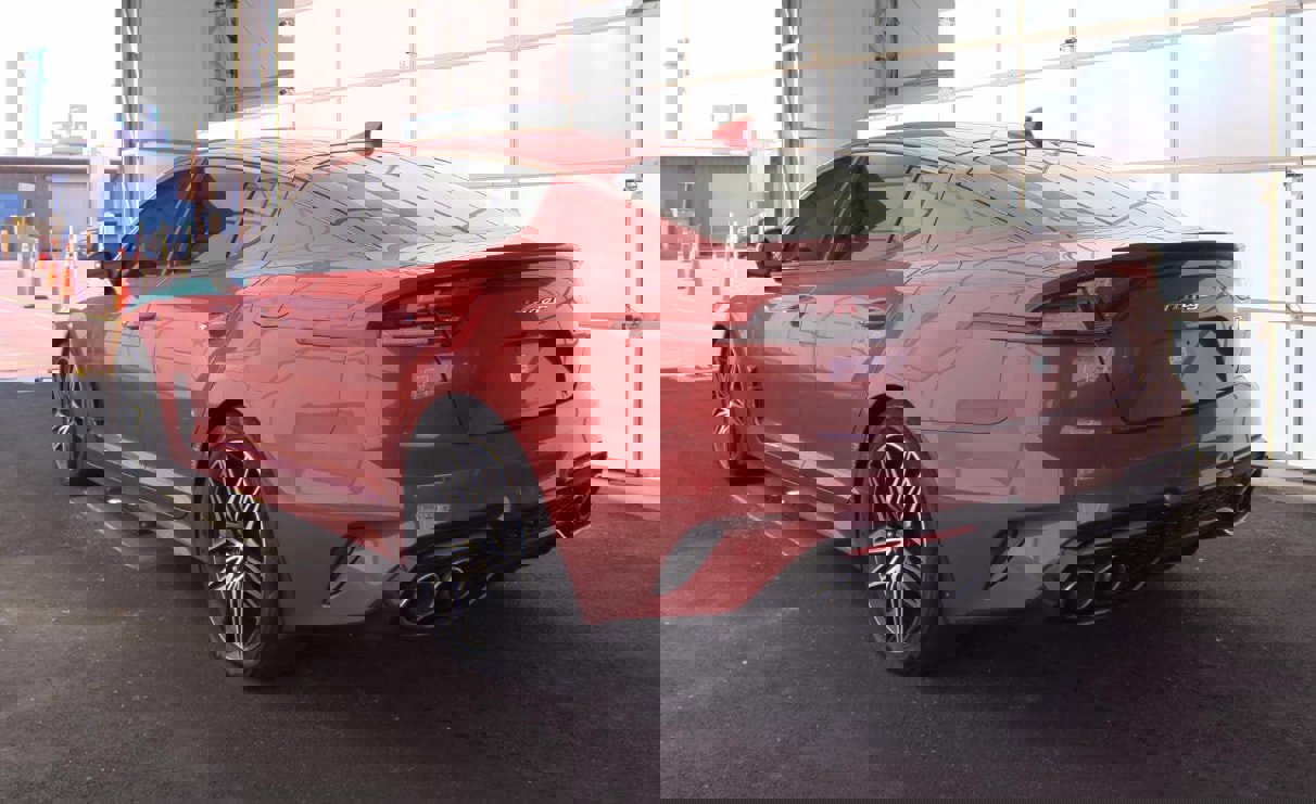 Used 2022 Kia Stinger GT2 image 16