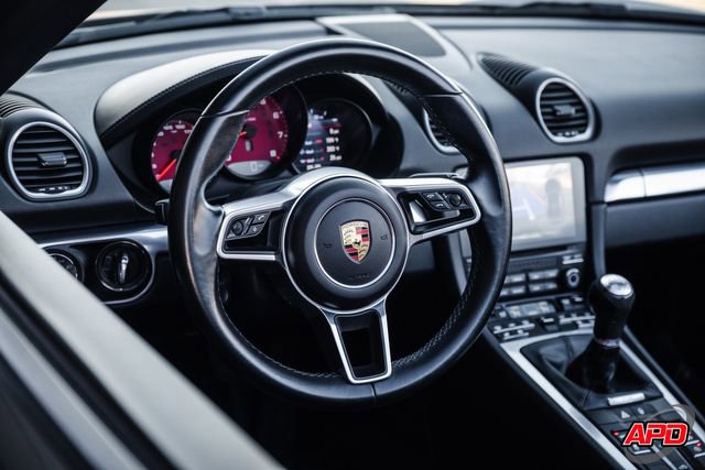 Used 2021 Porsche 718 Boxster RWD image 6