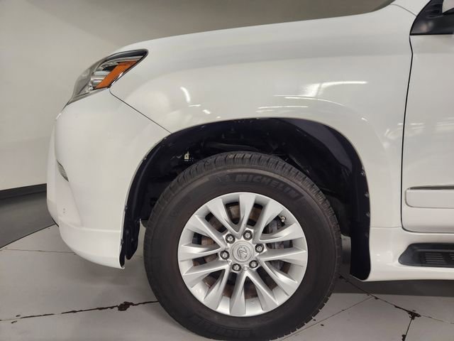 Used 2019 Lexus GX 460 Premium w/ Premium Package image 11
