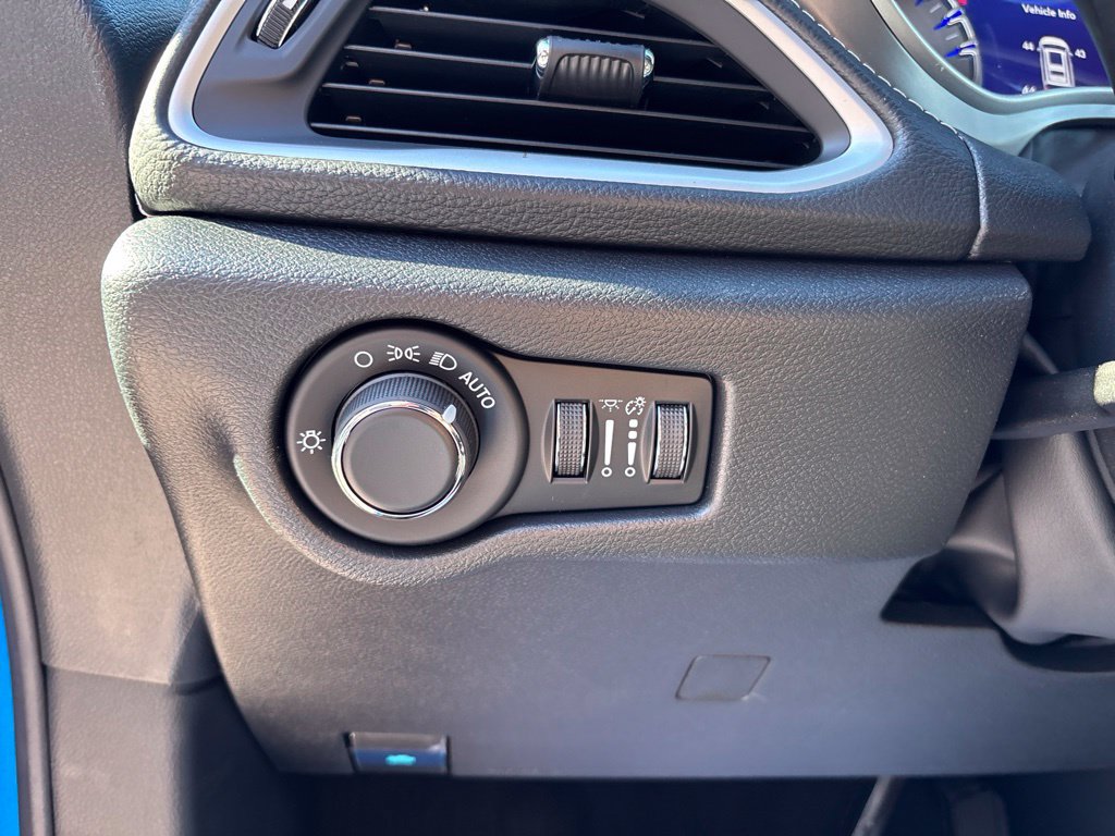 New 2027 Chrysler Pacifica Limited FWD image 37