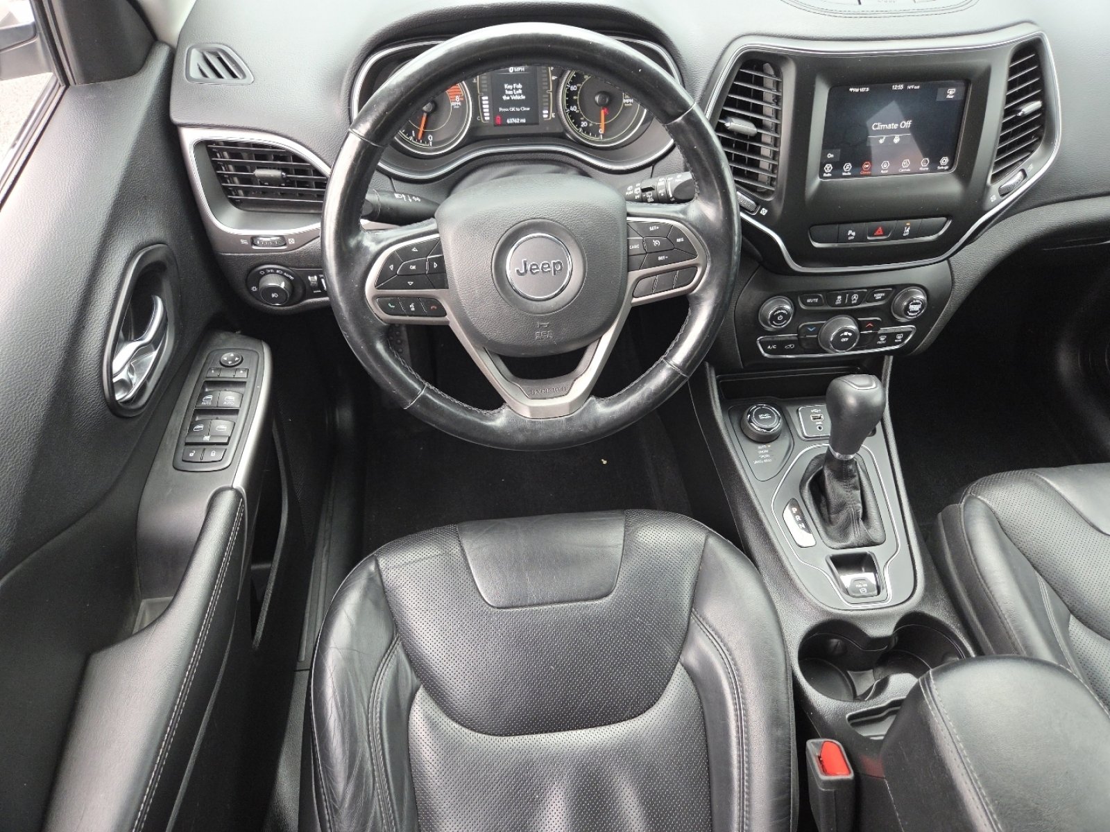 Used 2021 Jeep Cherokee Latitude Lux image 25