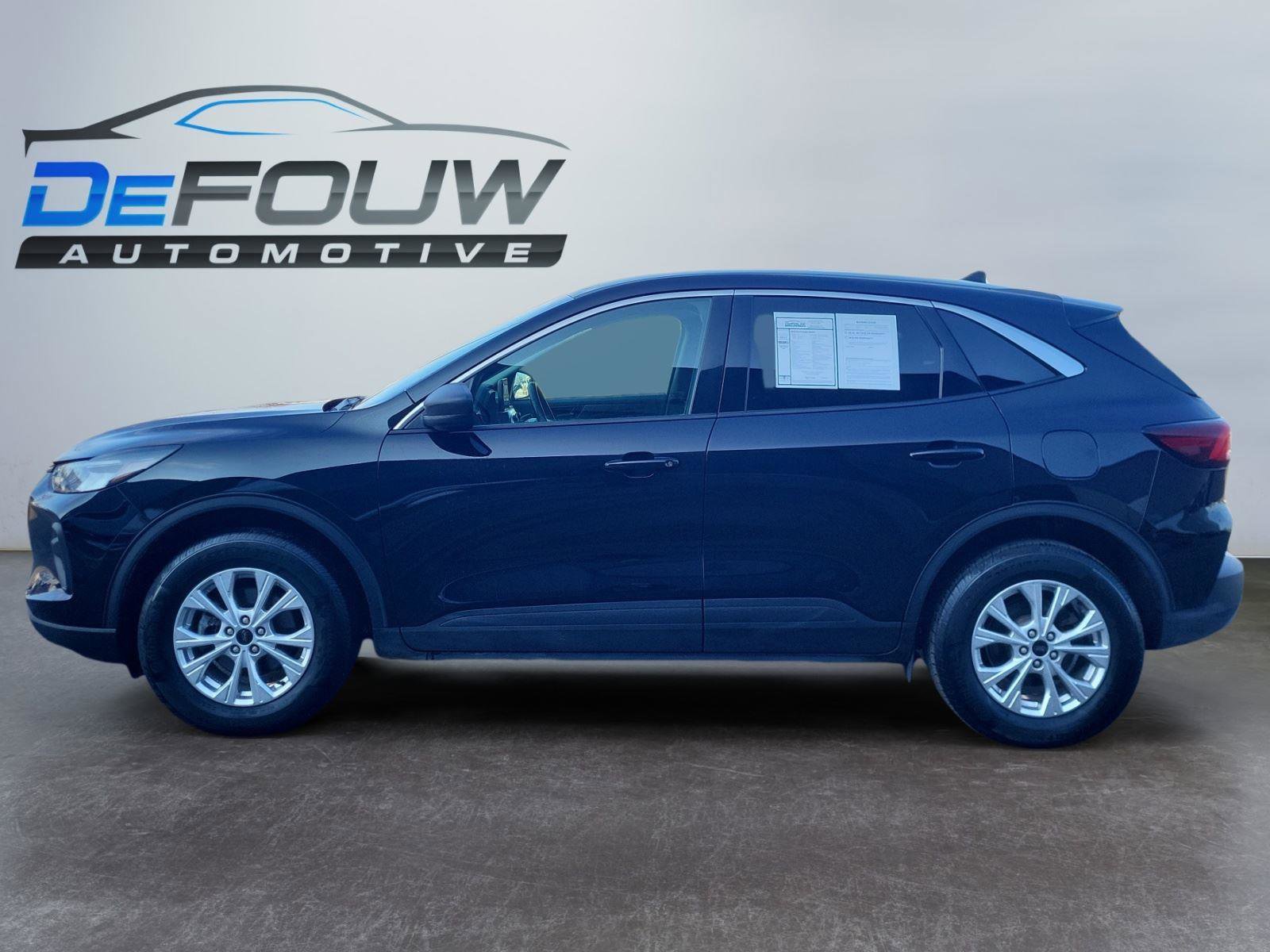 Used 2023 Ford Escape Active image 6