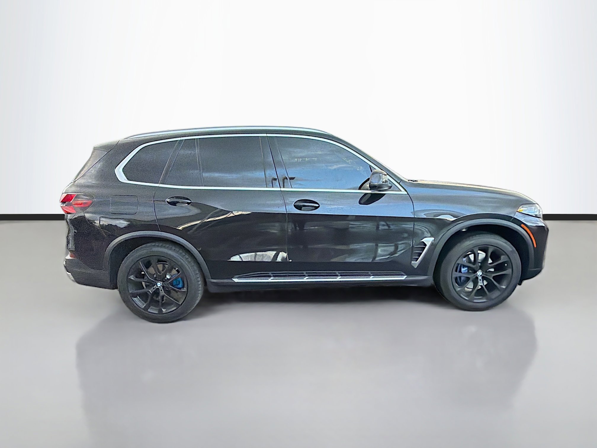 Used 2024 BMW X5 sDrive40i image 2