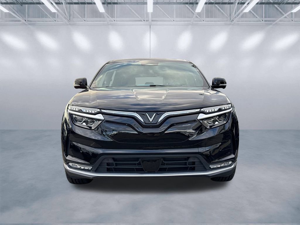 New 2025 VinFast VF 8 Plus AWD/4WD image 2