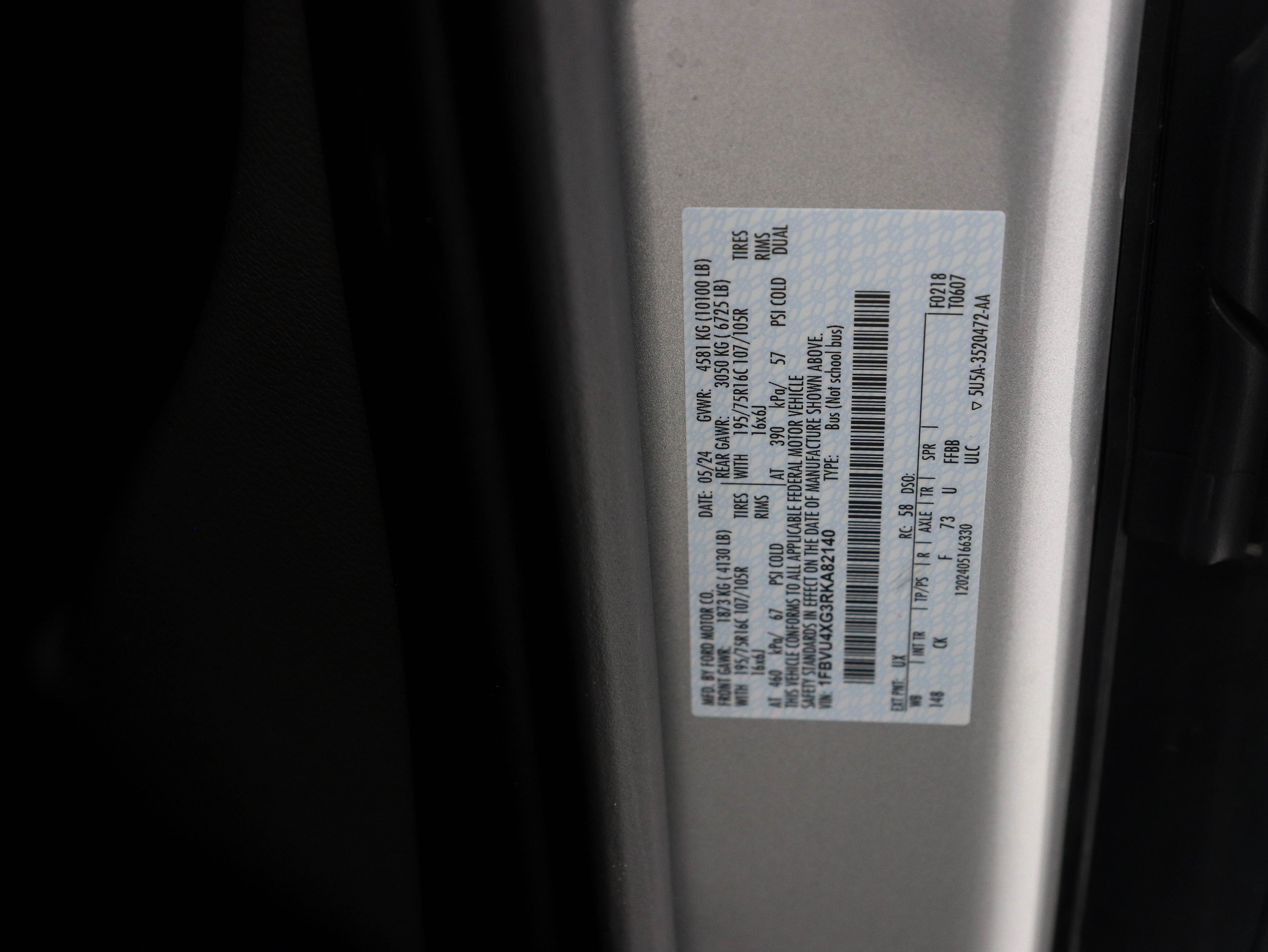 Used 2024 Ford Transit 350 XLT RWD image 36