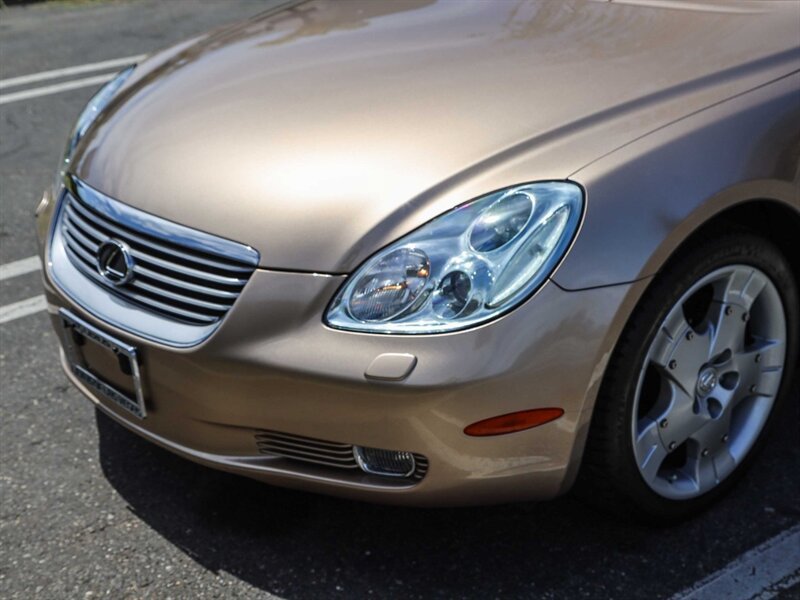 Used 2005 Lexus SC 430 Convertible w/ Preferred Accessory Pkg RWD image 16