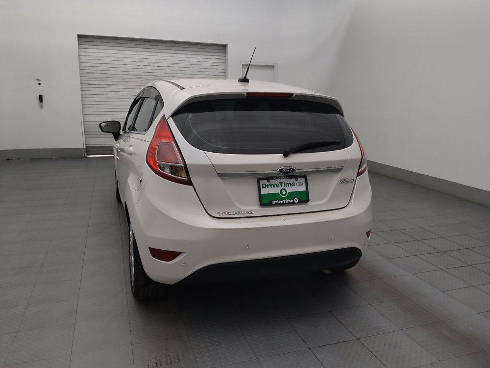 Used 2016 Ford Fiesta Titanium image 6