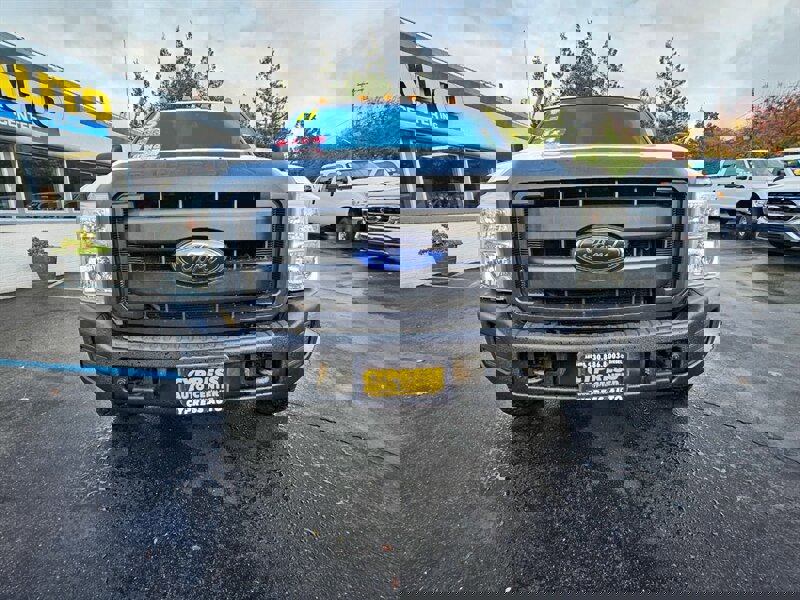 Used 2015 Ford F350 XL w/ Power Equipment Group image 9