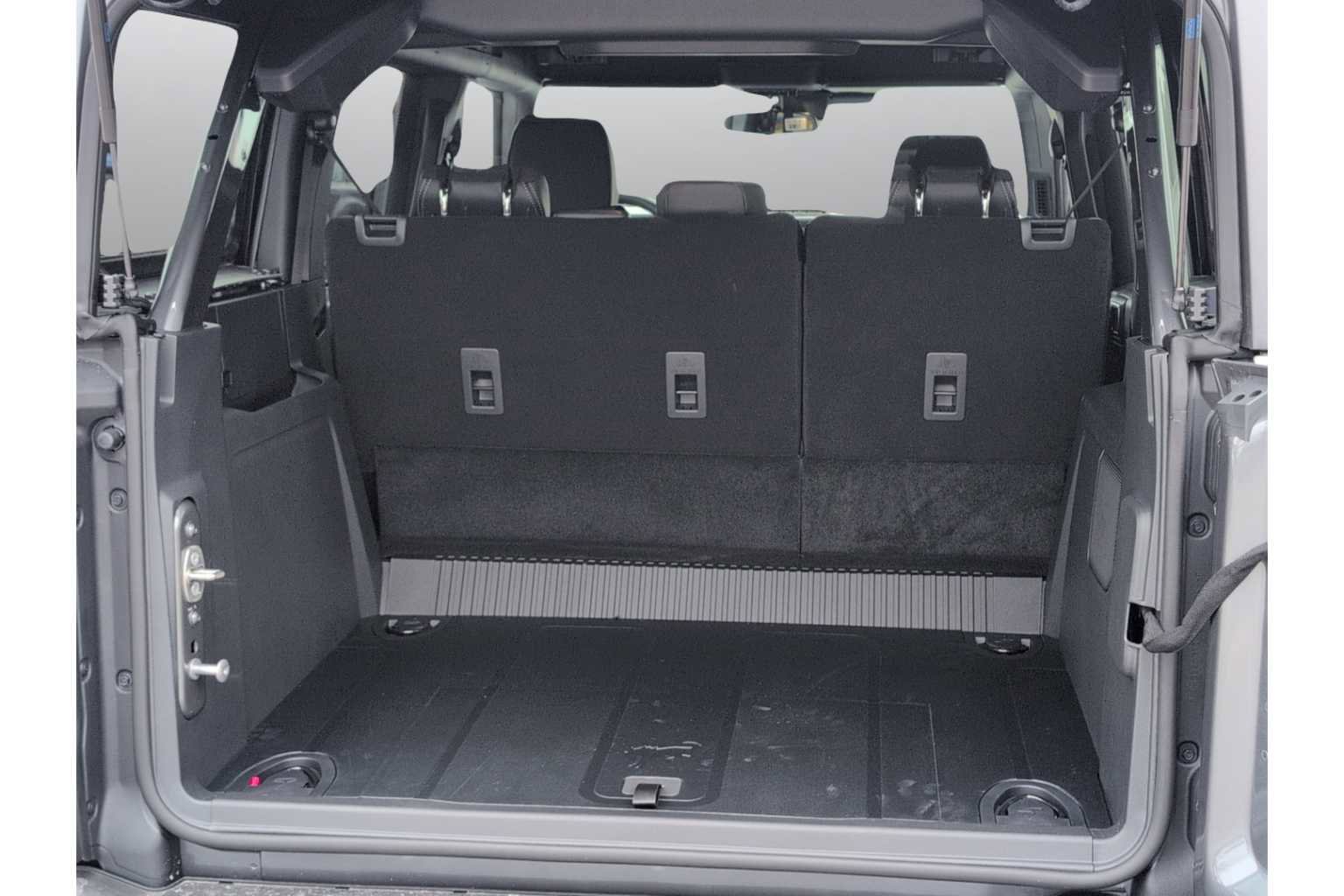 New 2025 Ford Bronco Big Bend w/ Black Diamond Package image 11