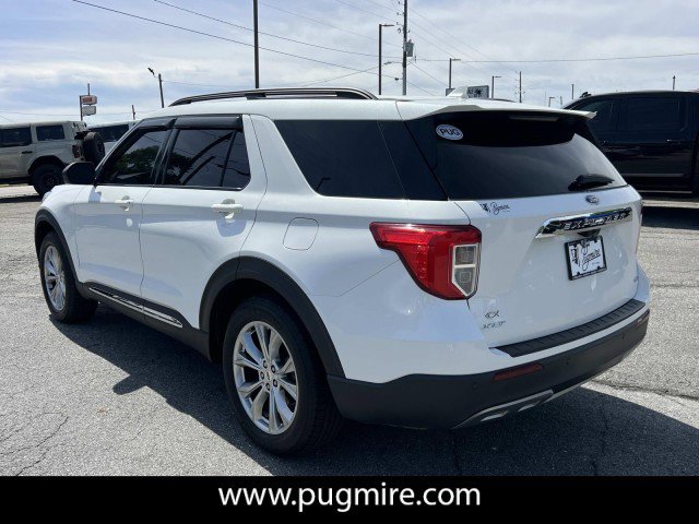 Used 2020 Ford Explorer XLT w/ Equipment Group 202A AWD/4WD image 5